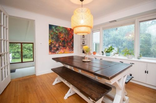 51 East St, South Hadley MA  01075-2115 exterior