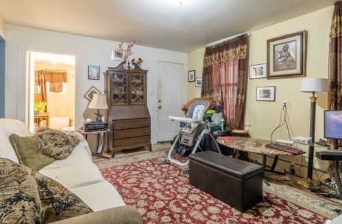 31 Fairmont St, Lawrence MA 01841-3515 exterior