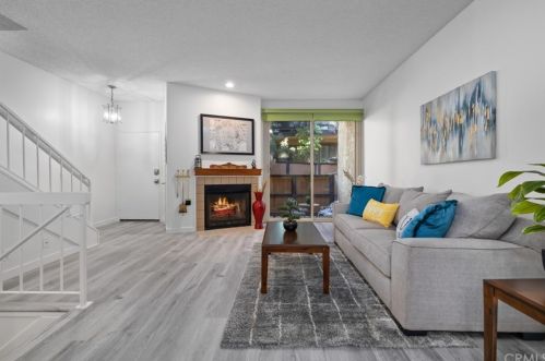 7239 Comstock Ave, Whittier, CA 90602-1353