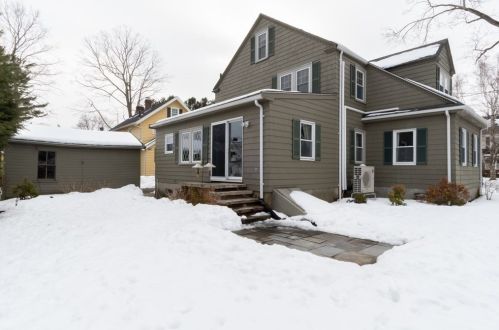 72 Prince St, Needham, MA 02492-3719