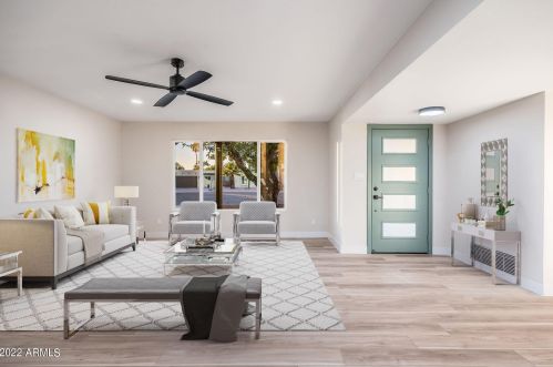 12033 28th Pl, Phoenix AZ  85028-1201 exterior