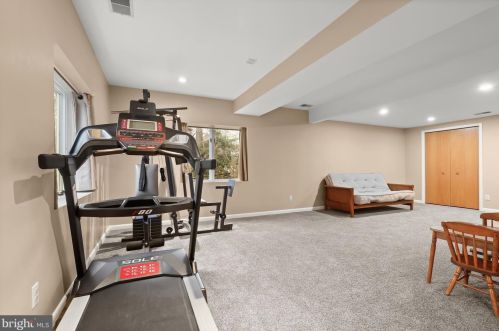 9757 Polished Stone, Columbia MD 21046-2802 exterior