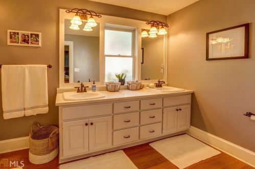 945 College Ave, Conyers GA 30012-4423 exterior