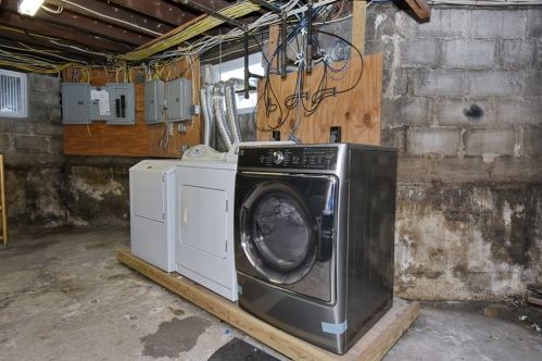 49 Highland Ave, Everett MA 02149-1434 exterior