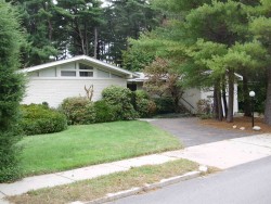 183 Beethoven Ave, Newton, MA 02468-1731
