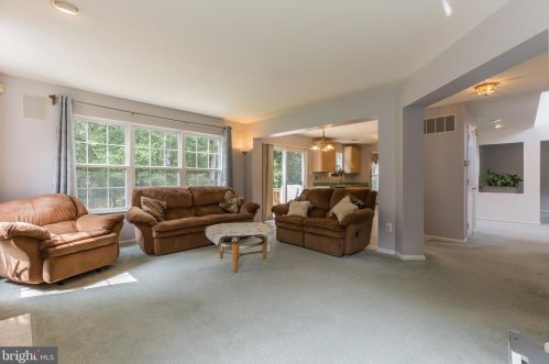 103 Ladds Ln, West Deptford NJ 08093-2319 exterior