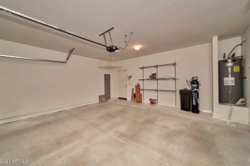 1813 Beautiful Ln, Phoenix AZ 85042-7073 exterior