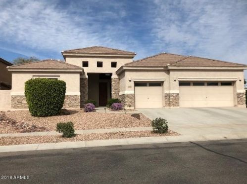 2112 Eagle Feather Rd, Phoenix, AZ 85085-5098