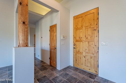 48909 3rd Ave, Phoenix AZ 85027-4700 exterior