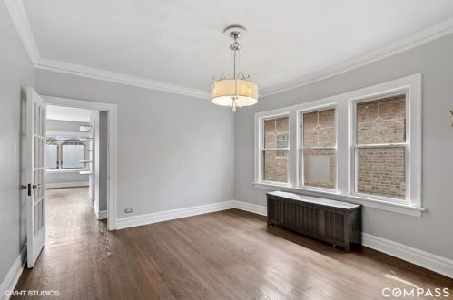 2529 Oak Park Ave, Forest View IL 60402-2532 exterior