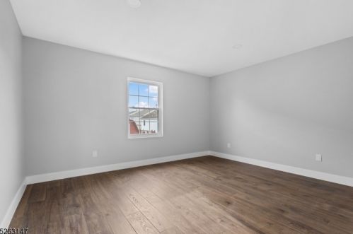 134 Un St, Carteret NJ 07008-3326 exterior