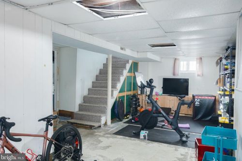 413 Beacon Ave, West Deptford NJ  08066-1152 exterior