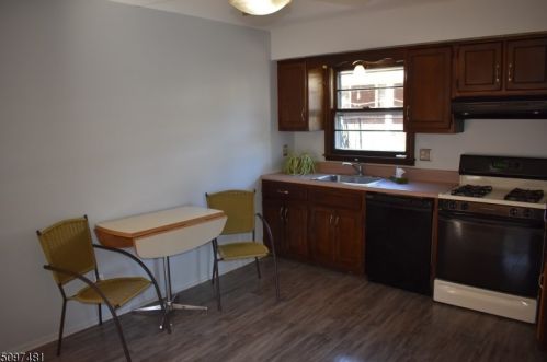 421 Un Ave, Belleville NJ 07109-1609 exterior