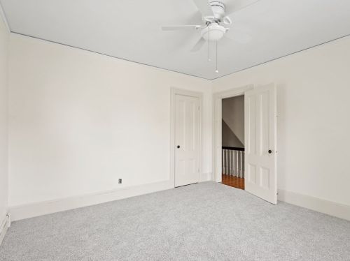 323 Nevada St, Newton MA 02460-1466 exterior