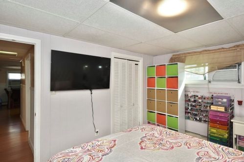 98 Kenberma Rd, Worcester MA 01604-5308 exterior