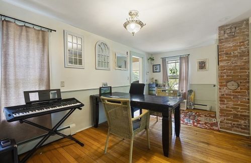 87 Gardner St, Groveland MA 01834-1141 exterior