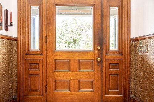 193 Broadway, Taunton MA 02780-1811 exterior