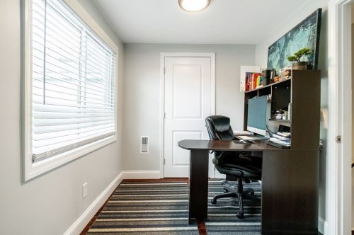 98 Bay Vw Ave, Quincy MA 02169-3101 exterior