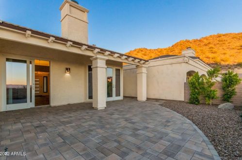 21 Beryl Ave, Phoenix AZ  85021-2480 exterior