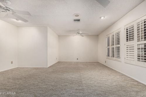 11420 Ahwatukee Dr, Phoenix AZ 85044-3102 exterior