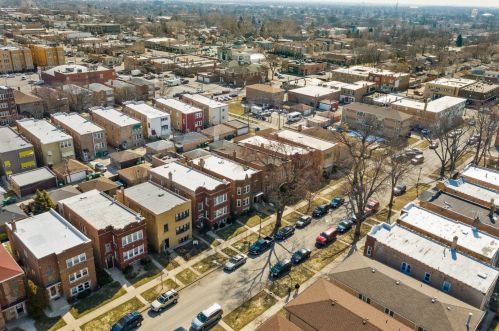 2111 Kenilworth Ave, Forest View IL 60402-1672 exterior