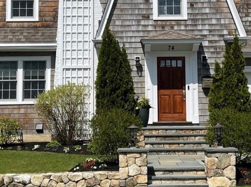 74 Colbert Rd, Newton, MA 02465-2907