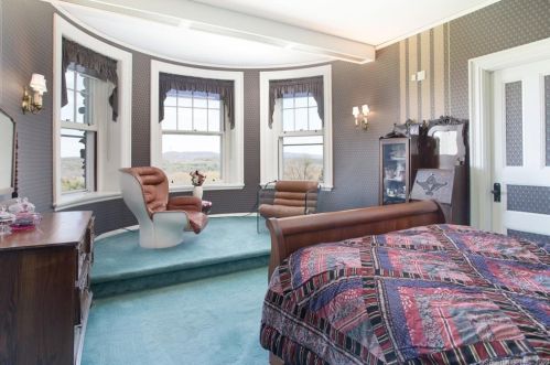 2080 Undermountain Rd, Sheffield MA 01257-9639 exterior