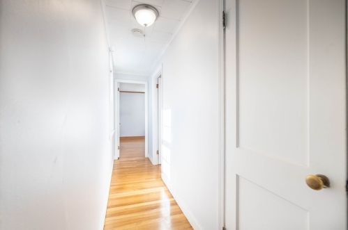 3 Hillsboro St, Quincy MA 02169-8913 exterior