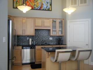 2415 Brownsboro Rd, Louisville KY  40206-2324 exterior