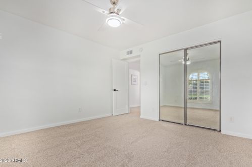 11826 38th Pl, Phoenix AZ  85028-1448 exterior