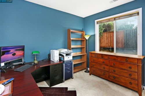 357 Napoleon Dr, San Leandro CA 94577-1580 exterior