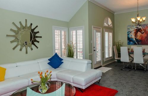 3736 Camden Ln, Addison TX  75001-7916 exterior