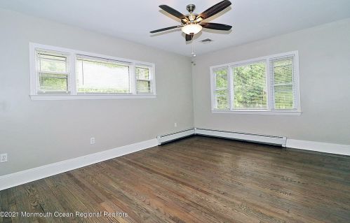 480 Veterans Hwy, Jackson Twp NJ 08527-5122 exterior