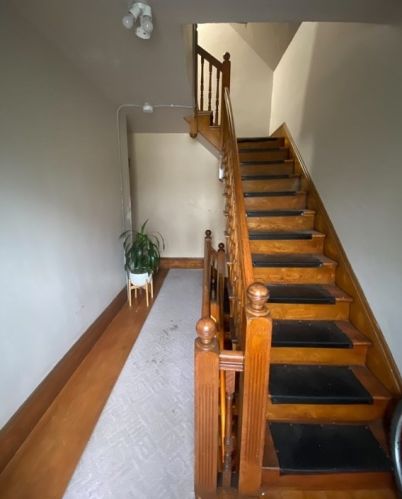 93 May St, Worcester MA 01602-3451 exterior