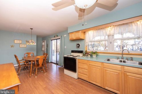 1722 3 St, West Deptford NJ 08063-1141 exterior