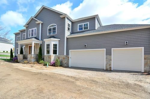 591 Blue Hill Ave, Milton, MA 02186-1331