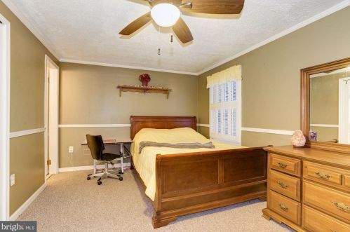 420 Pennsylvania Ave, West Deptford NJ 08063-1223 exterior