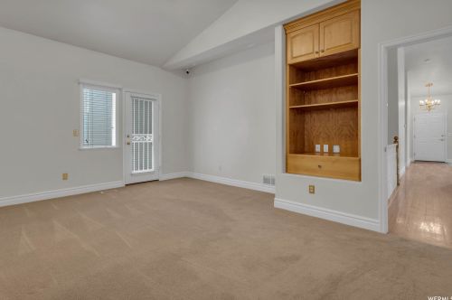 948 White Pne Way, Sandy UT exterior