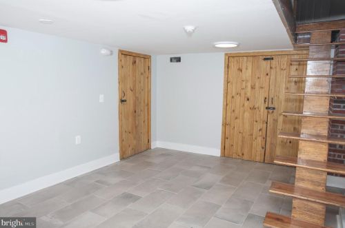 1815 20 St, Philadelphia PA 19145-2048 exterior