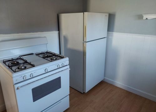 9 Grant St, Taunton MA 02780-3133 exterior