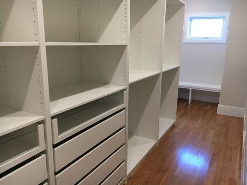 22 Esty Farm Rd, Newton MA 02459-3605 exterior