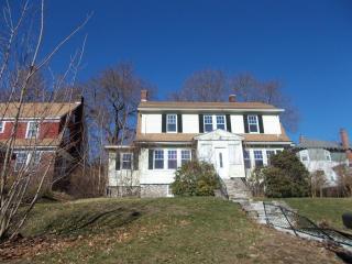 399 May St, Worcester MA  01602-1833 exterior