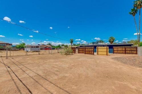 2225 Cambridge Ave, Phoenix AZ 85008-1216 exterior