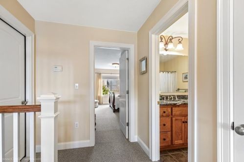 21 Winterberry Way, Norfolk MA 02056-1834 exterior