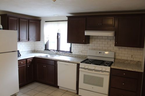 29 Thornton St, Quincy MA 02170-3413 exterior