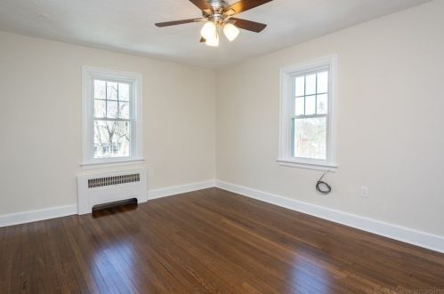 7 Chamberlain Pkwy, Worcester MA 01602-2507 exterior