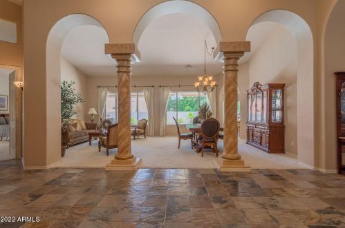 14045 33rd St, Phoenix, AZ 85044-8715