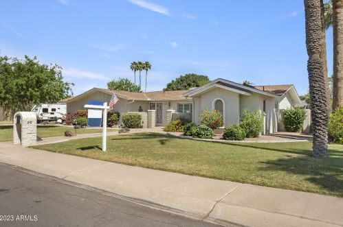 210 Butler Dr, Phoenix, AZ 85020-3411