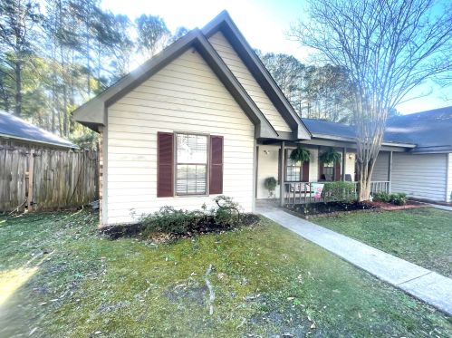 813 Temple Rd, Ladson, SC 29456-3252