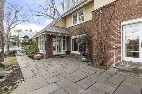 115 Aspen Ave, Newton MA 02466-3022 exterior